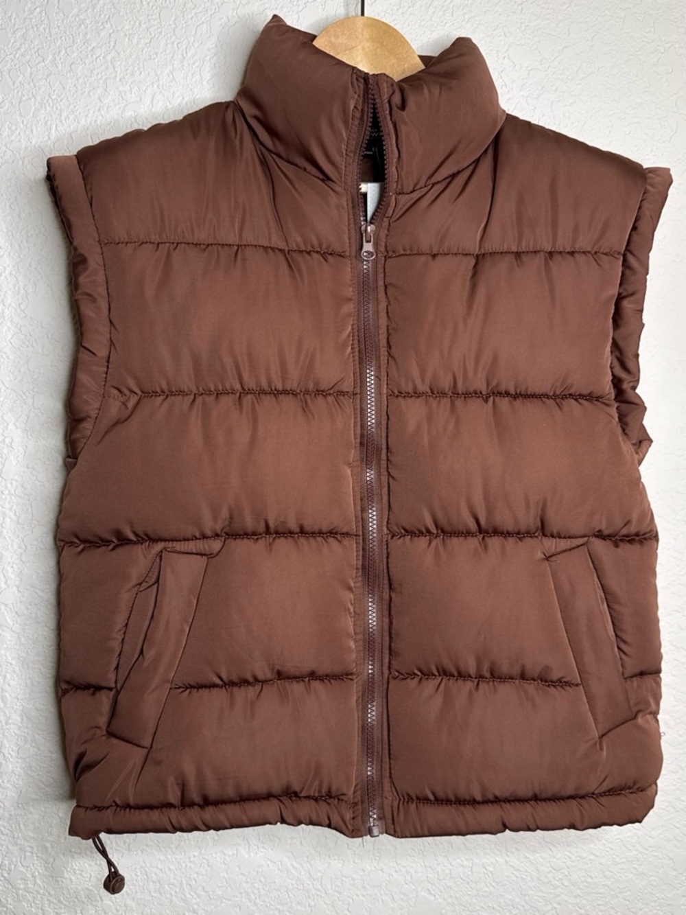 NWT Newin Brown High Neck Puffer Vest Size S Gorpcore Cozy Layering Outdoor